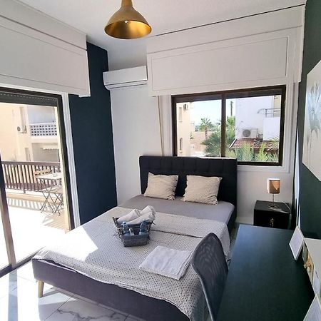 Cozy Beach Apt, Near Airport With 100Mbit Internet Larnaca Bagian luar foto
